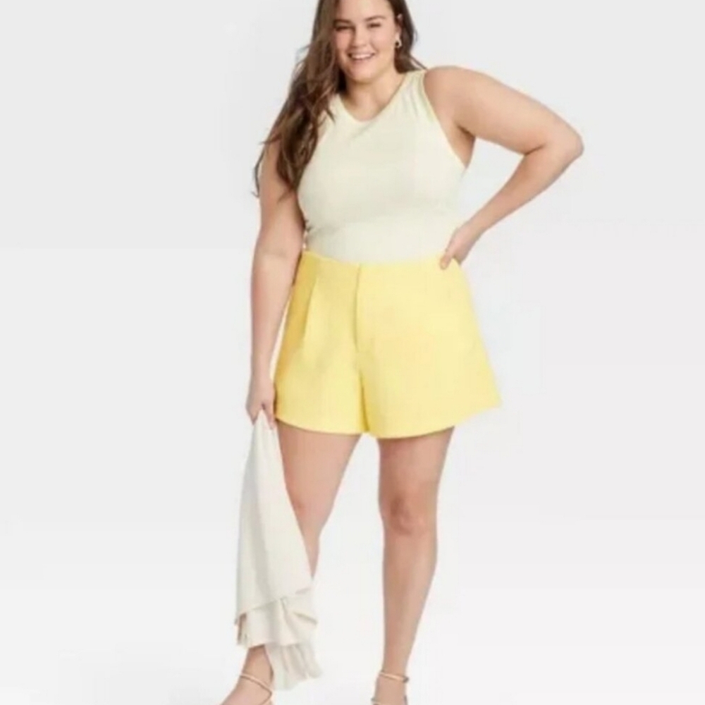 Women's High Rise Tailored Shorts - Picture 1 of 5